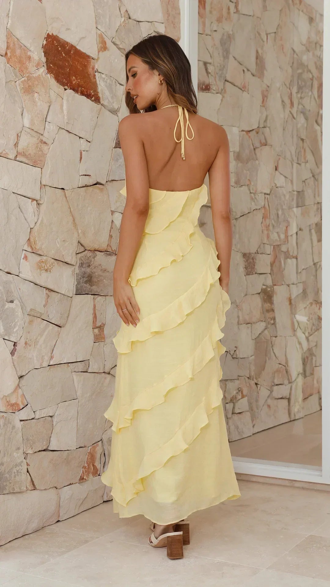 Glebronia | Maxi abito elegante con scollo all'americana e volant