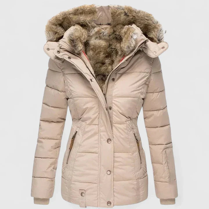 Giacca invernale da donna con cappuccio in pelliccia, imbottita e trapuntata con vita sagomata - Beige
