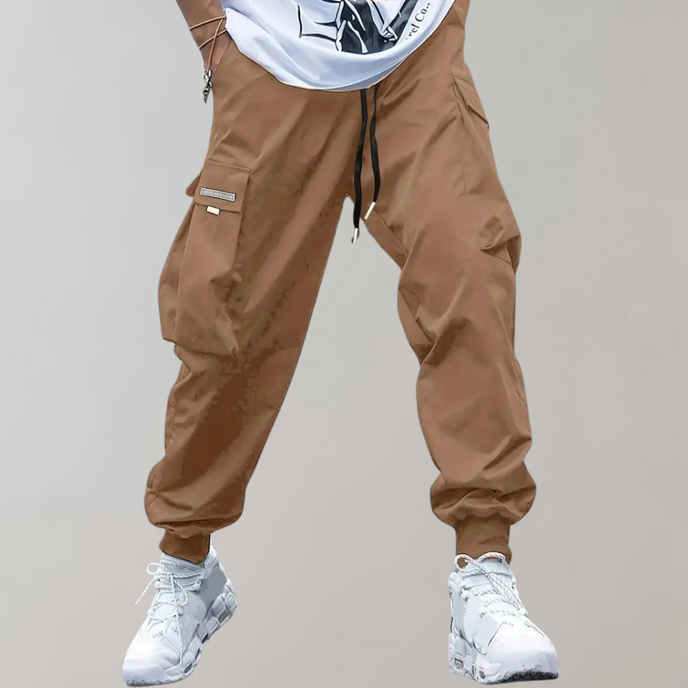 Pantaloni cargo da uomo elasticizzati con tasche laterali e coulisse in vita, sportivi e casual - view 4