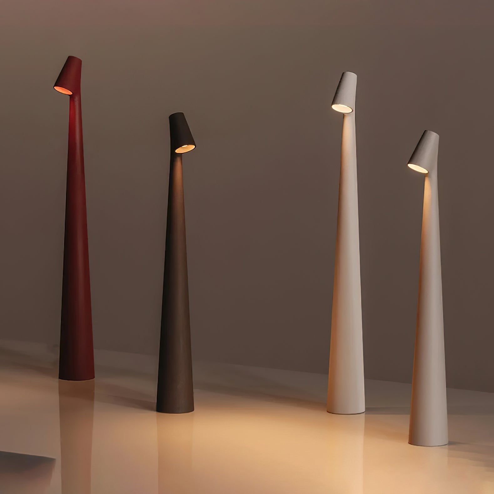 Lampada da Tavolo Portatile Stile Africa con Illuminazione Regolabile e Design Elegante 2