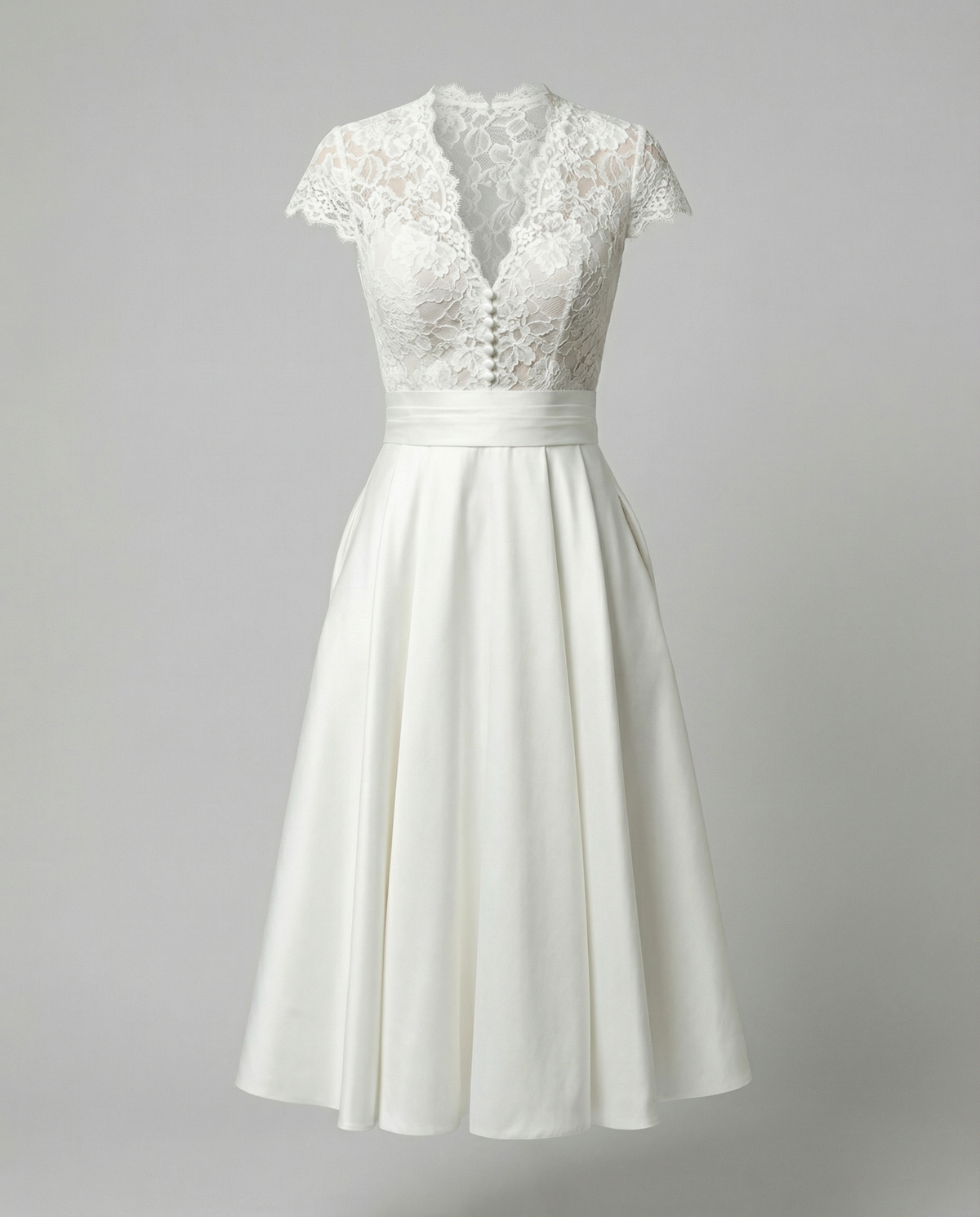 Abito da sposa midi in pizzo con scollo a V e maniche corte, gonna svasata in raso per matrimonio civile - foto 4