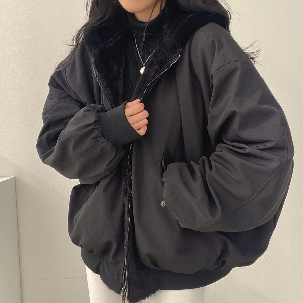 Giacca invernale da donna doppio strato con cappuccio e interno in pile, oversize e calda - Nero