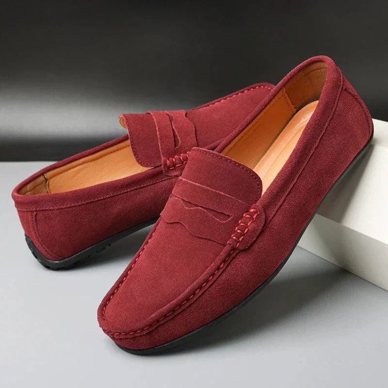 Mocassini da uomo scamosciati con banda penny, casual ed eleganti da giorno - Rosso