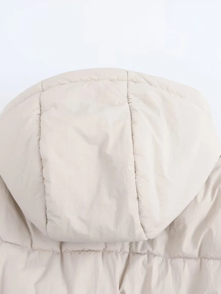 Piumino da donna con cappuccio, trapuntato e imbottito, corto per l'inverno - view 7