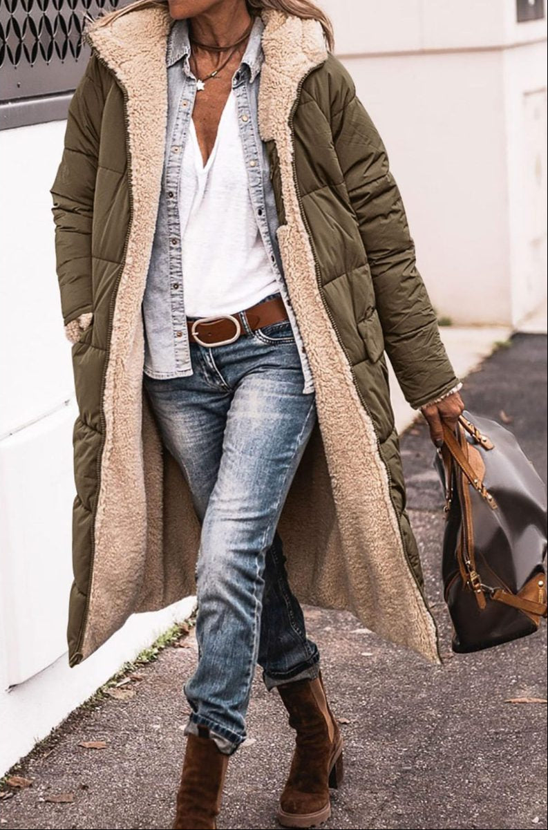 Piumino lungo reversibile da donna con cappuccio e interno in orsetto, giaccone invernale trapuntato oversize - Verde Militare